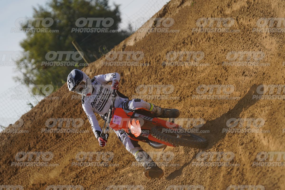 00 KTM · DOS07376