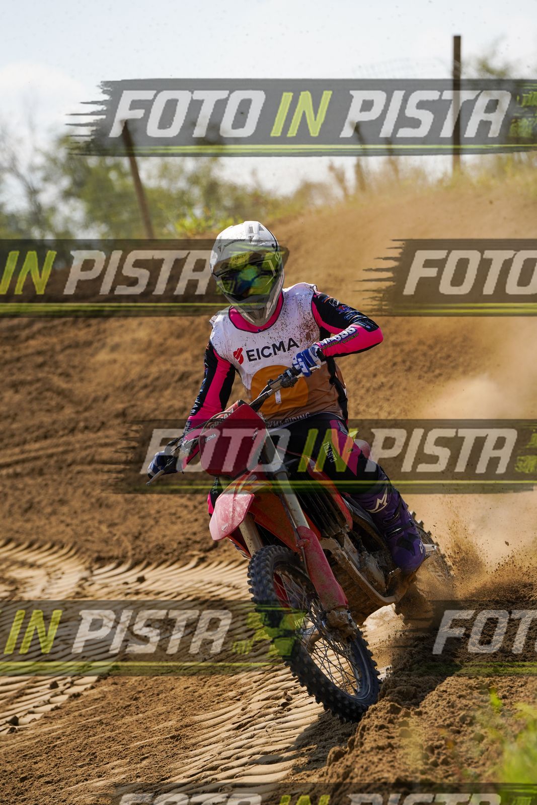 EICMA 19-09 14:00-15:00 · DOS08758