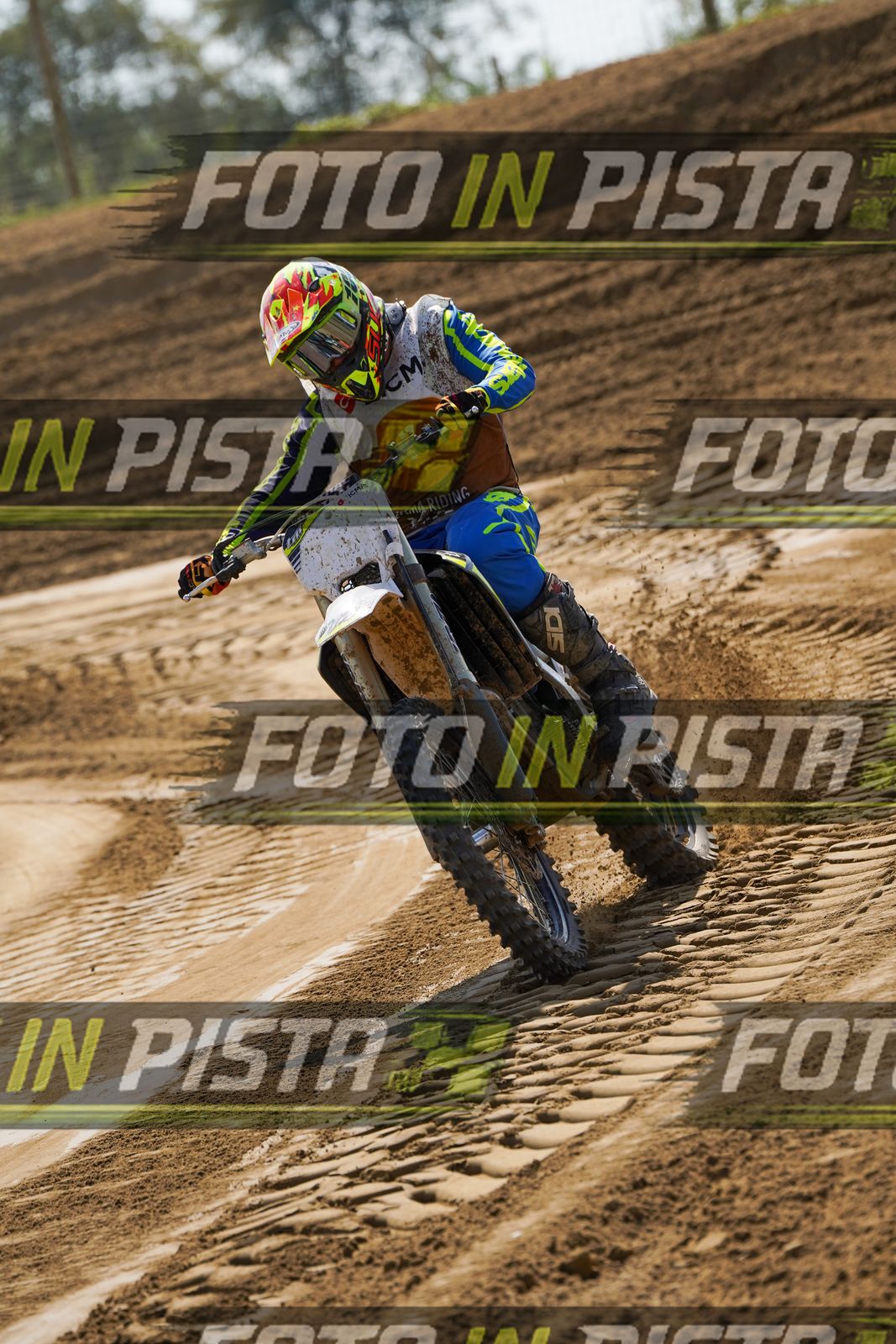 EICMA 19-09 14:00-15:00 · DOS08760