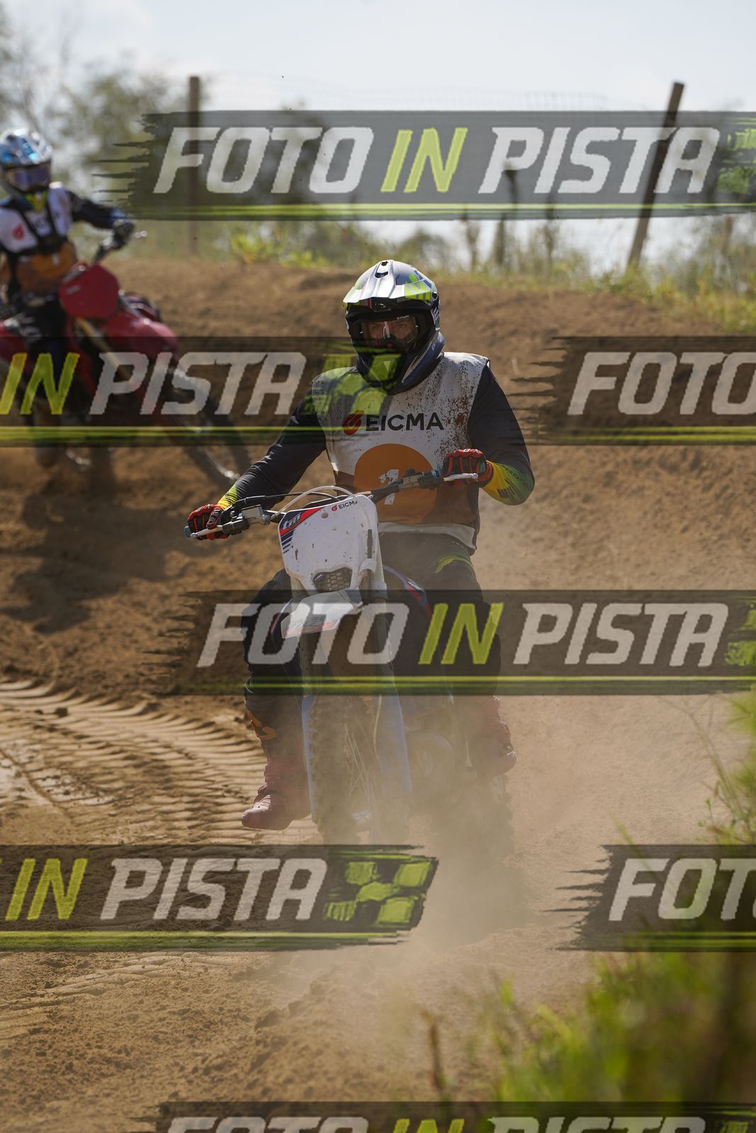EICMA 19-09 14:00-15:00 · DOS08775