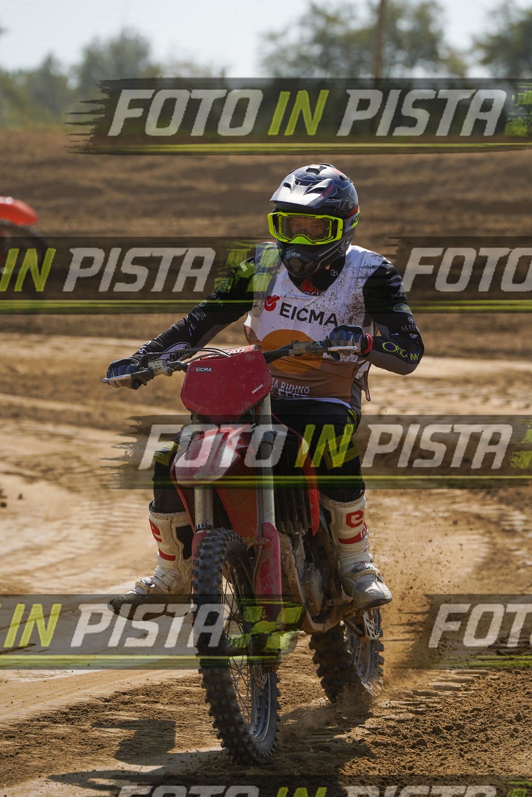 EICMA 19-09 14:00-15:00 · DOS08792