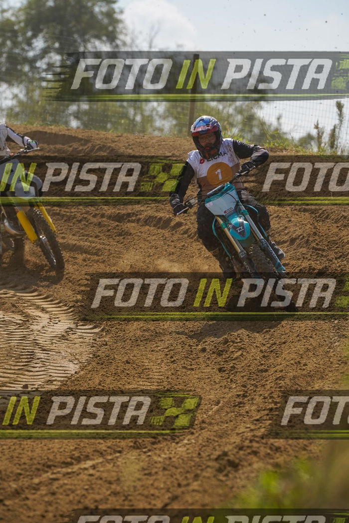 EICMA 19-09 14:00-15:00 · DOS08801
