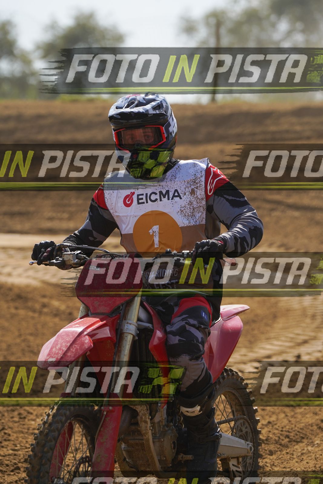 EICMA 19-09 14:00-15:00 · DOS08813