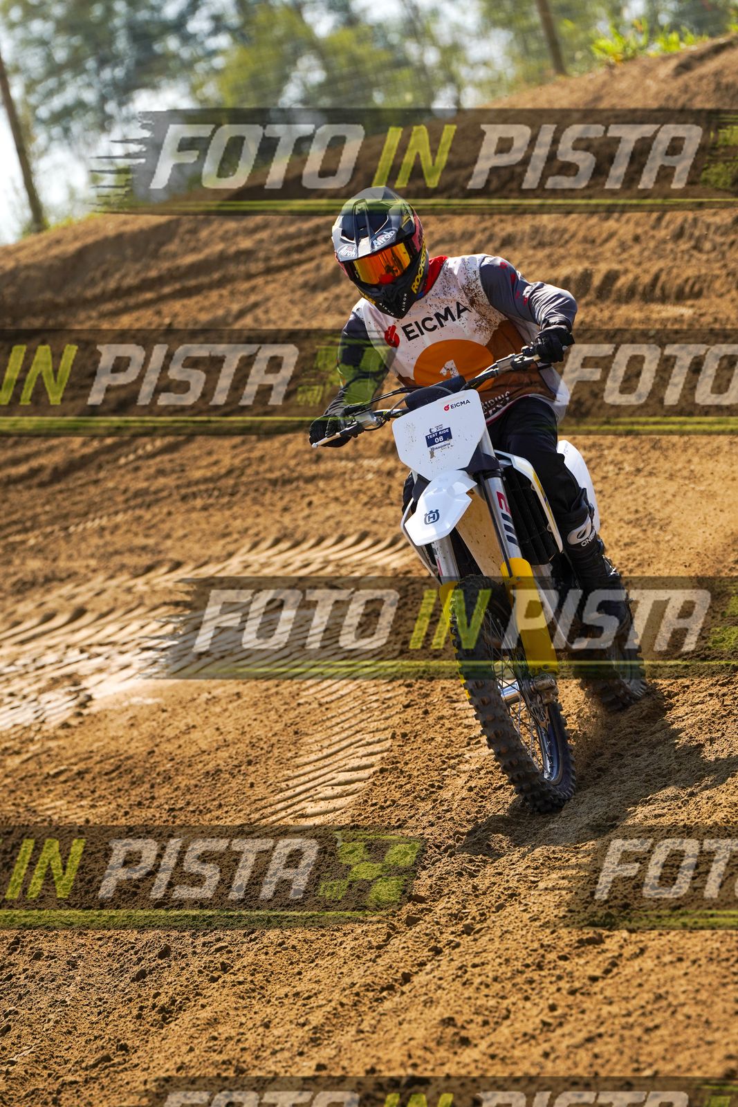 EICMA 19-09 14:00-15:00 · DOS08818