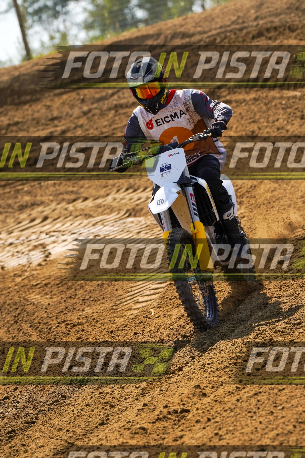 EICMA 19-09 14:00-15:00 · DOS08819