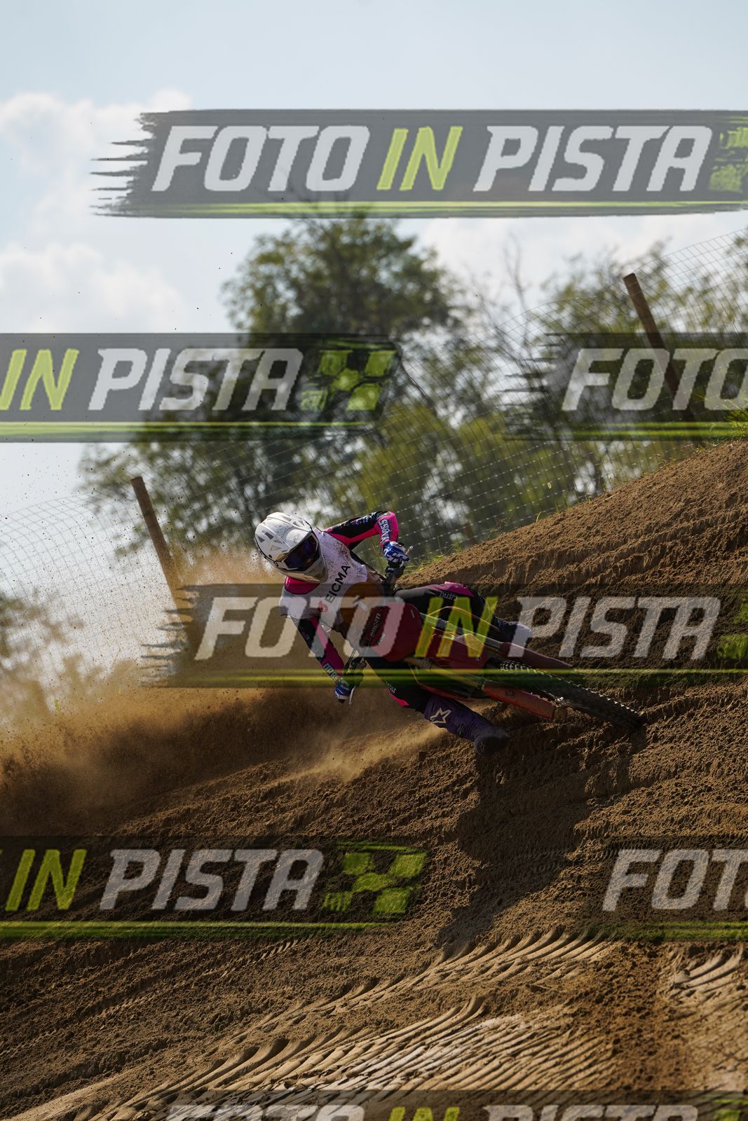 EICMA 19-09 14:00-15:00 · DOS08823