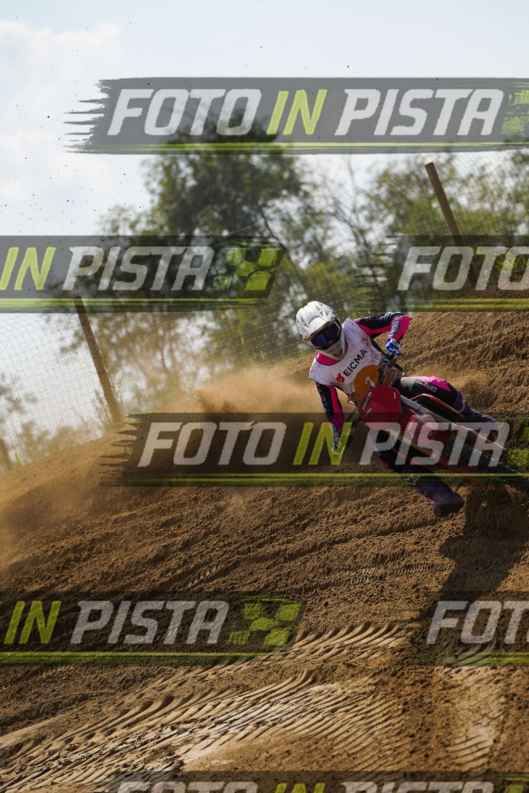 EICMA 19-09 14:00-15:00 · DOS08825