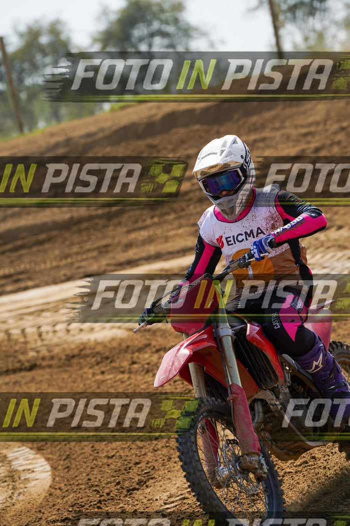 EICMA 19-09 14:00-15:00 · DOS08830