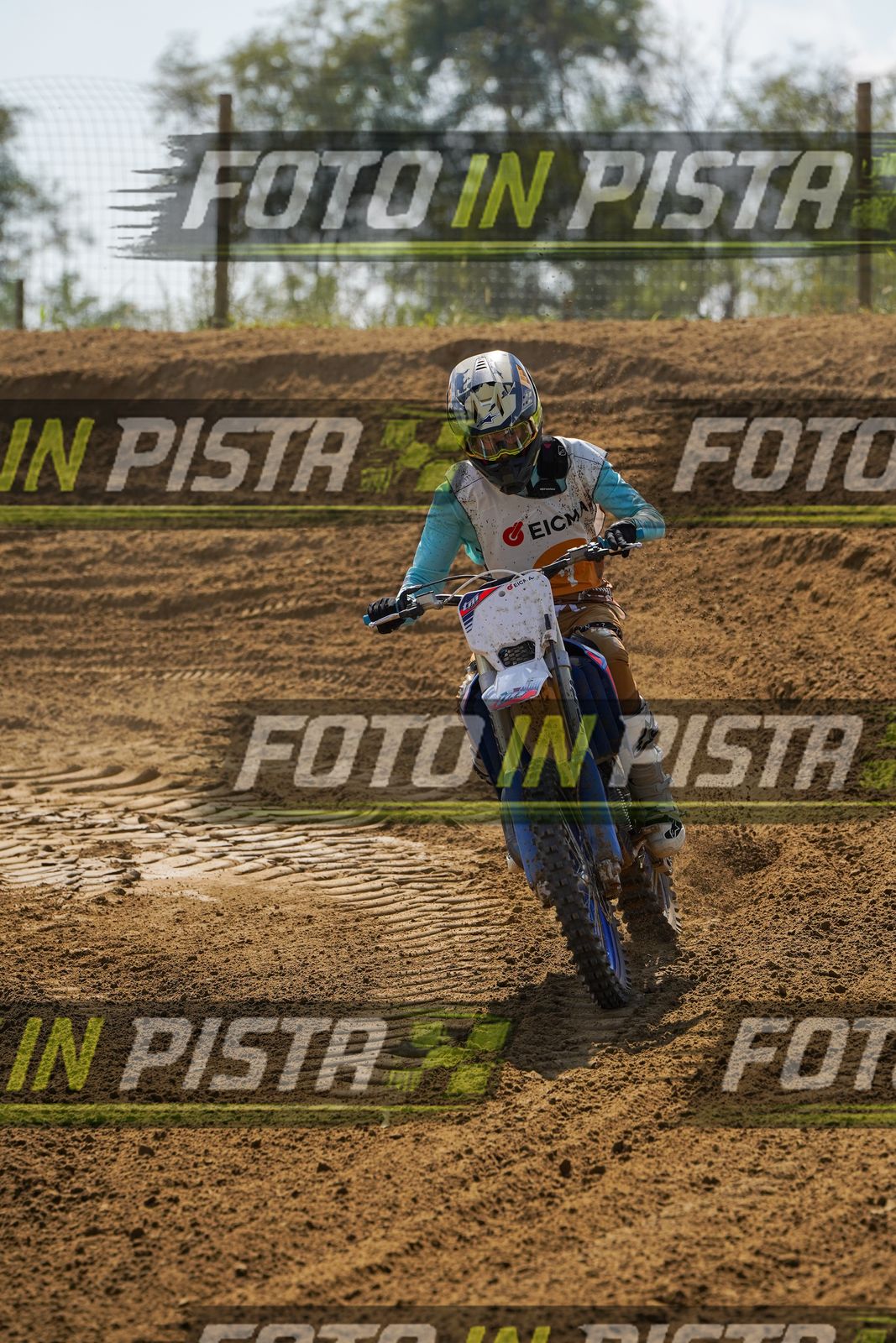 EICMA 19-09 14:00-15:00 · DOS08835