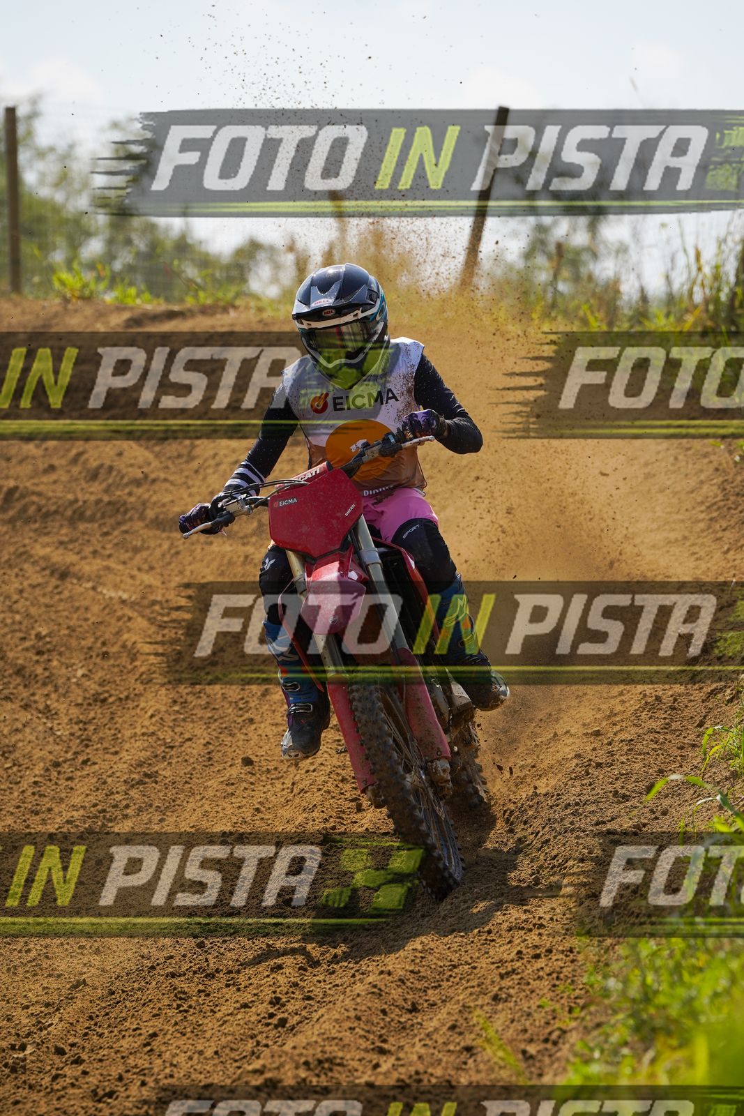 EICMA 19-09 14:00-15:00 · DOS08841