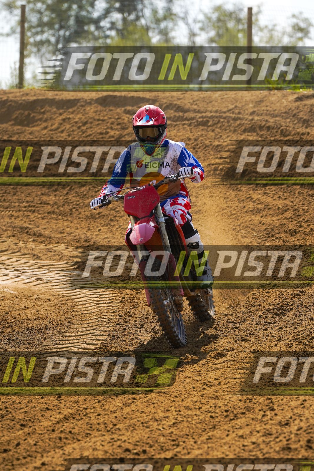 EICMA 19-09 14:00-15:00 · DOS08865