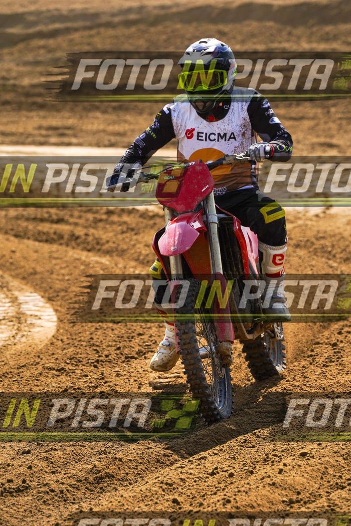 EICMA 19-09 14:00-15:00 · DOS08872