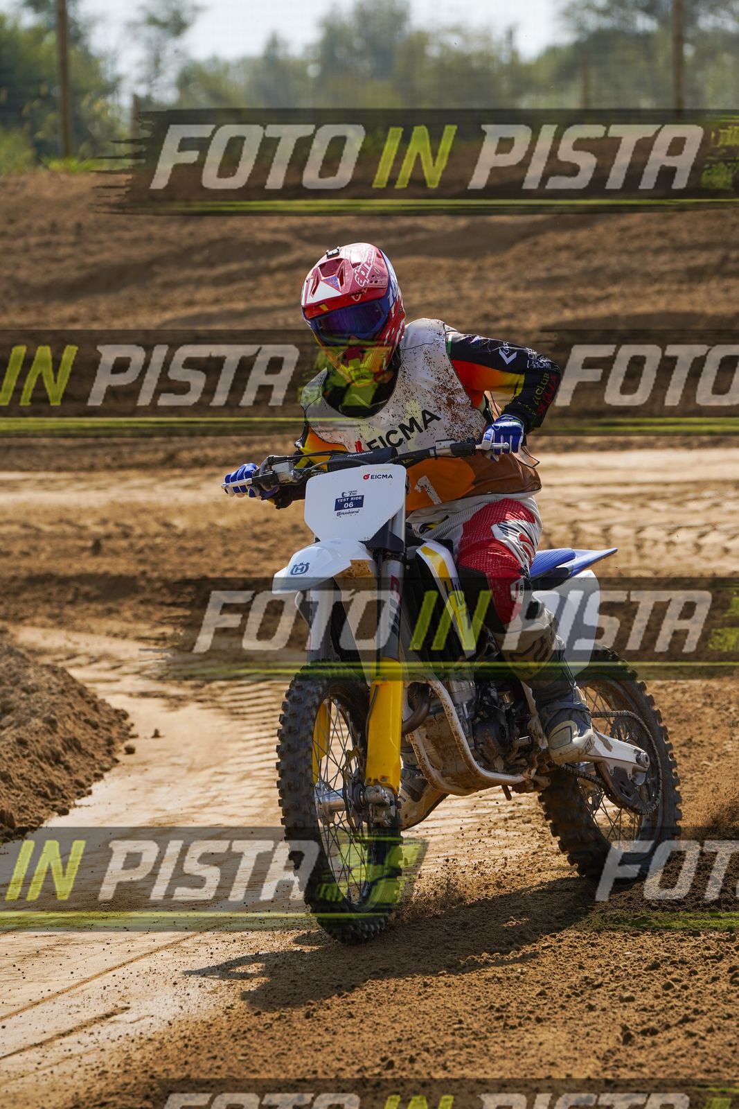 EICMA 19-09 14:00-15:00 · DOS08875