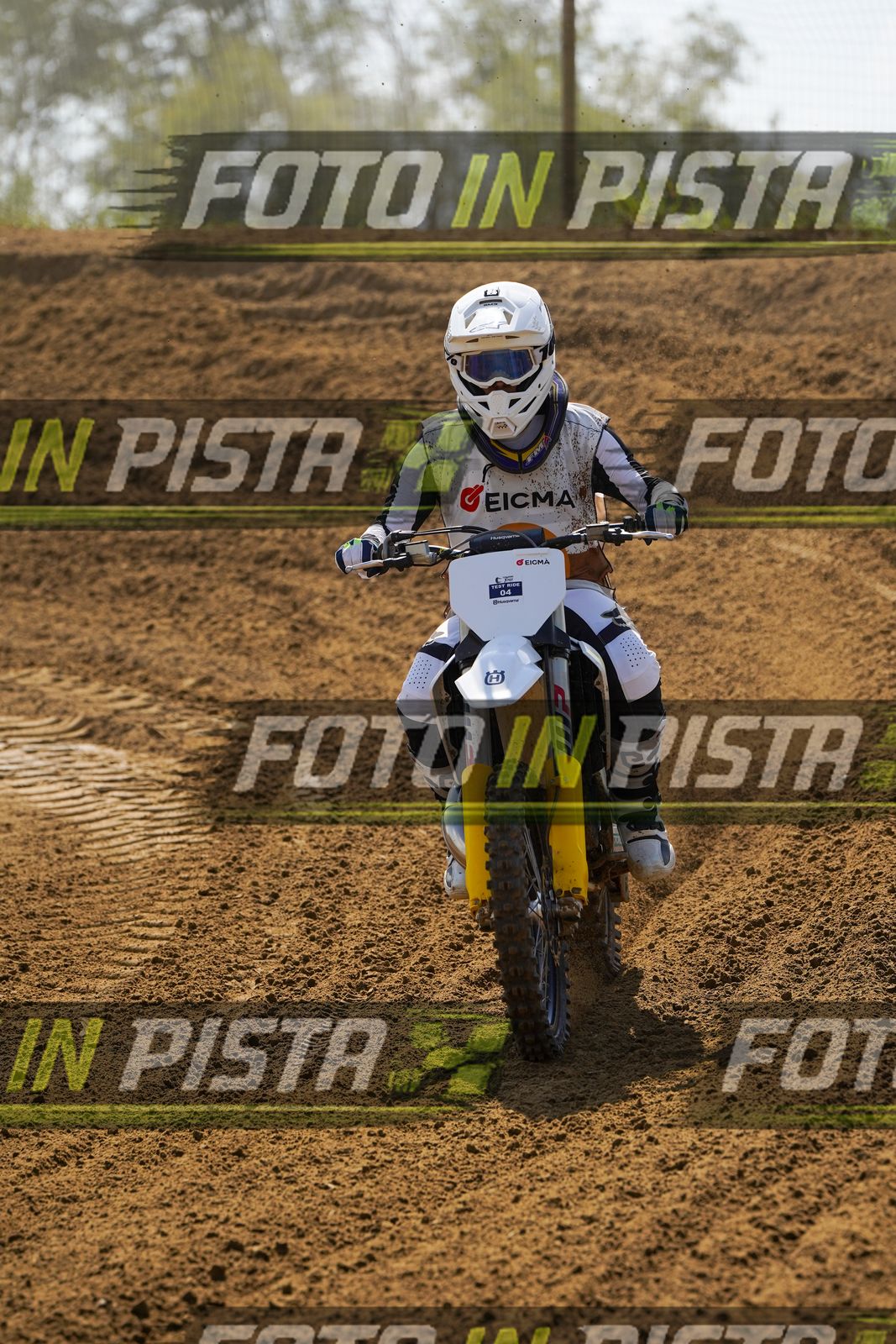 EICMA 19-09 14:00-15:00 · DOS08881