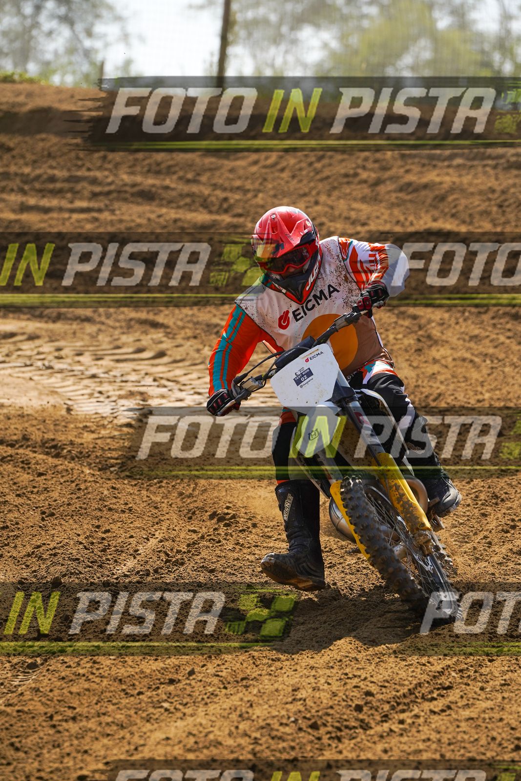 EICMA 19-09 14:00-15:00 · DOS08886