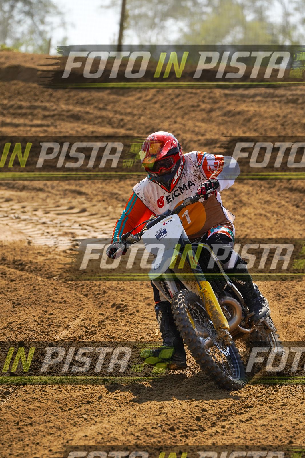 EICMA 19-09 14:00-15:00 · DOS08887