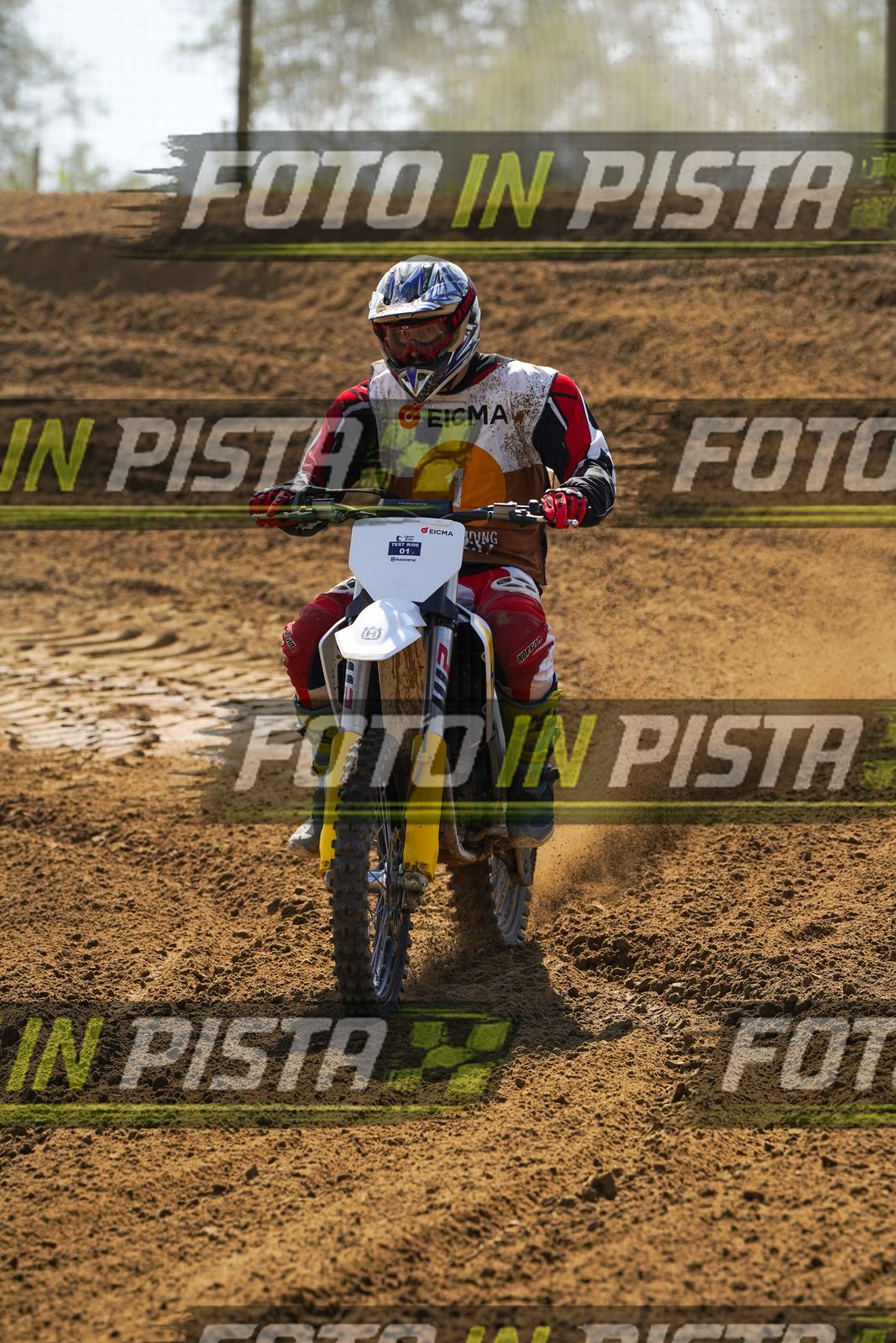 EICMA 19-09 14:00-15:00 · DOS08889