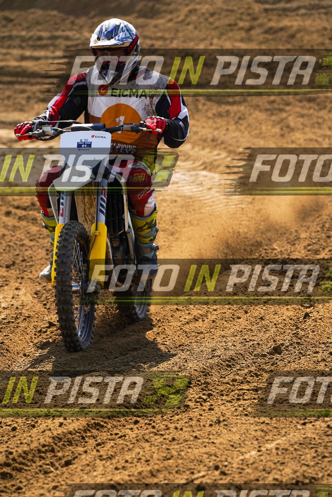 EICMA 19-09 14:00-15:00 · DOS08891