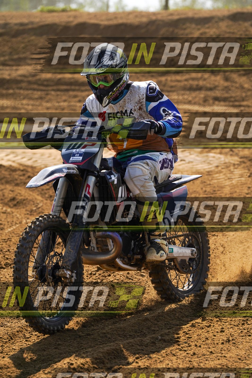 EICMA 19-09 14:00-15:00 · DOS08905