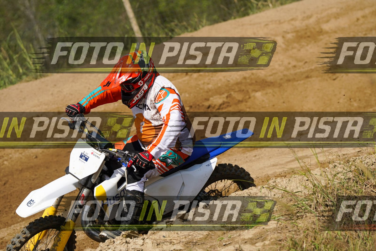 EICMA 19-09 14:00-15:00 · DOS08976