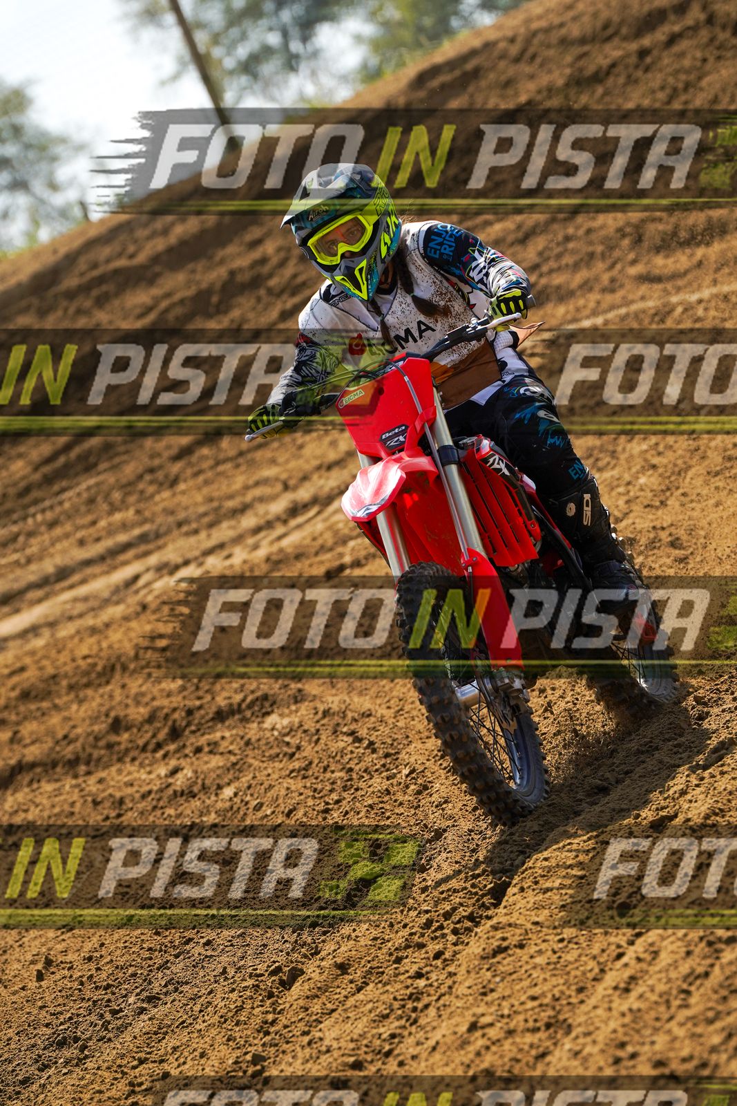 EICMA 19-09 14:00-15:00 · DOS09217