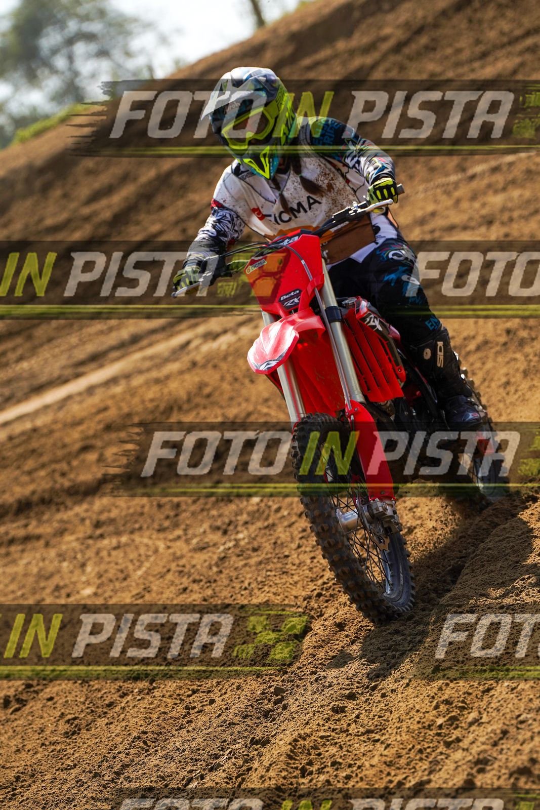 EICMA 19-09 14:00-15:00 · DOS09218