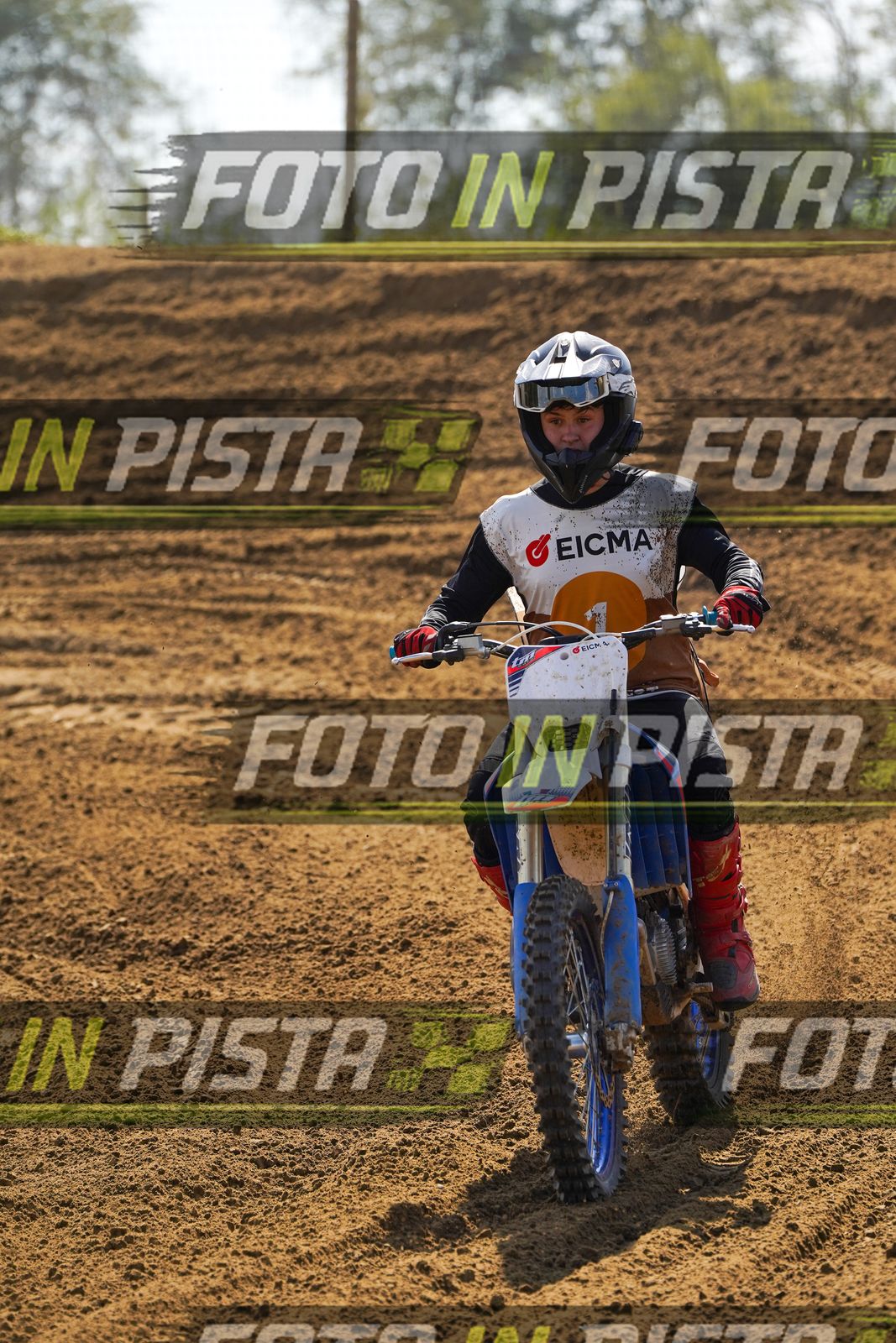 EICMA 19-09 14:00-15:00 · DOS09269