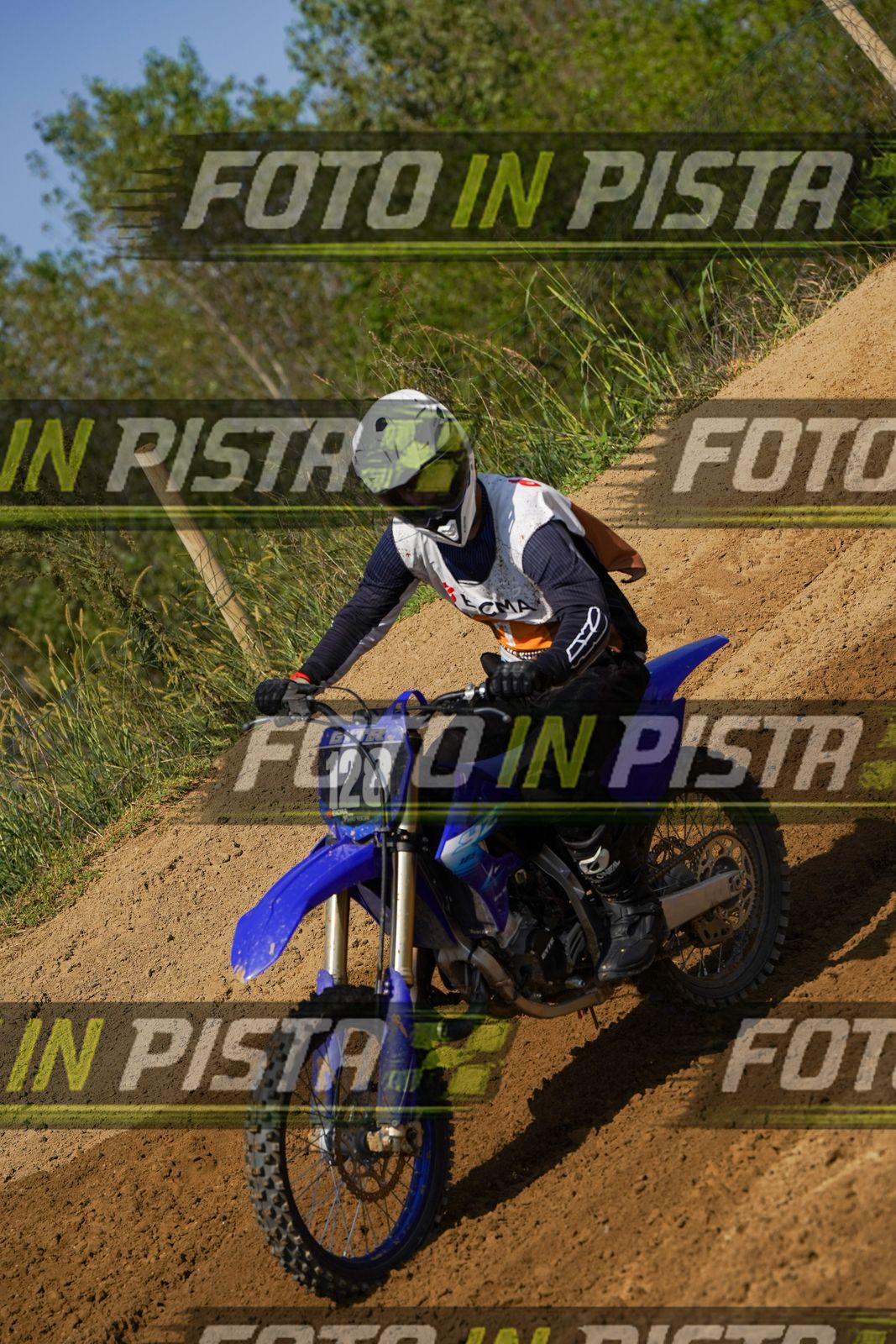 EICMA 19-09 14:00-15:00 · DOS09346