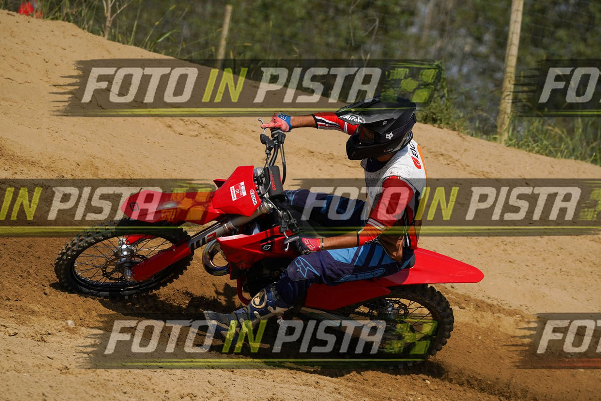 EICMA 19-09 14:00-15:00 · DOS09385