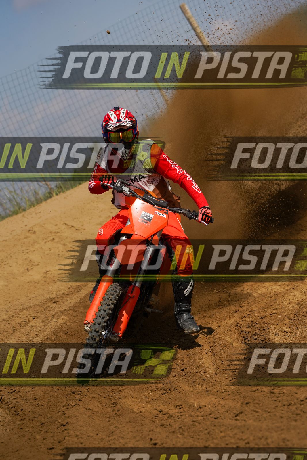 EICMA 19-09 14:00-15:00 · DOS09409