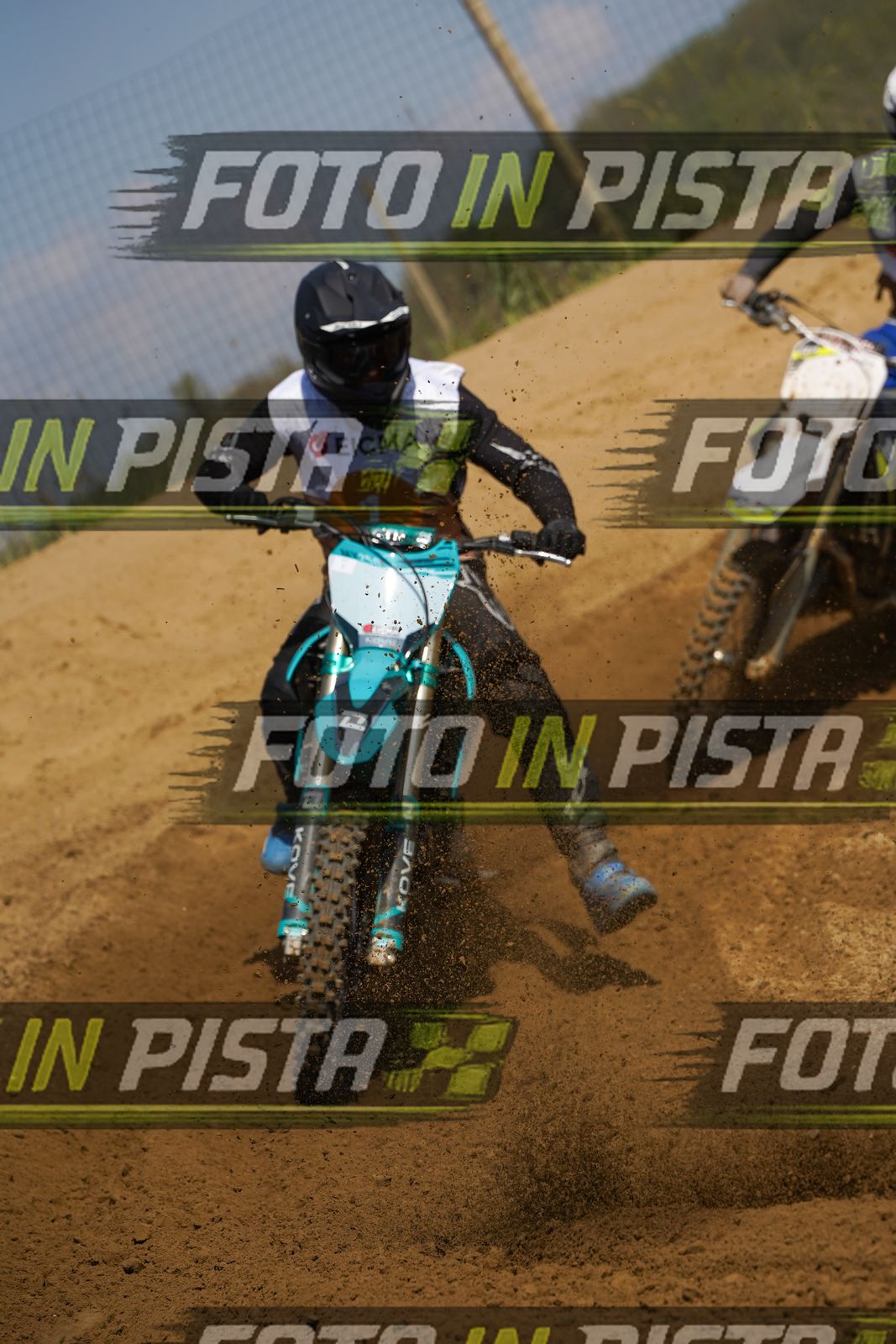 EICMA 19-09 14:00-15:00 · DOS09433