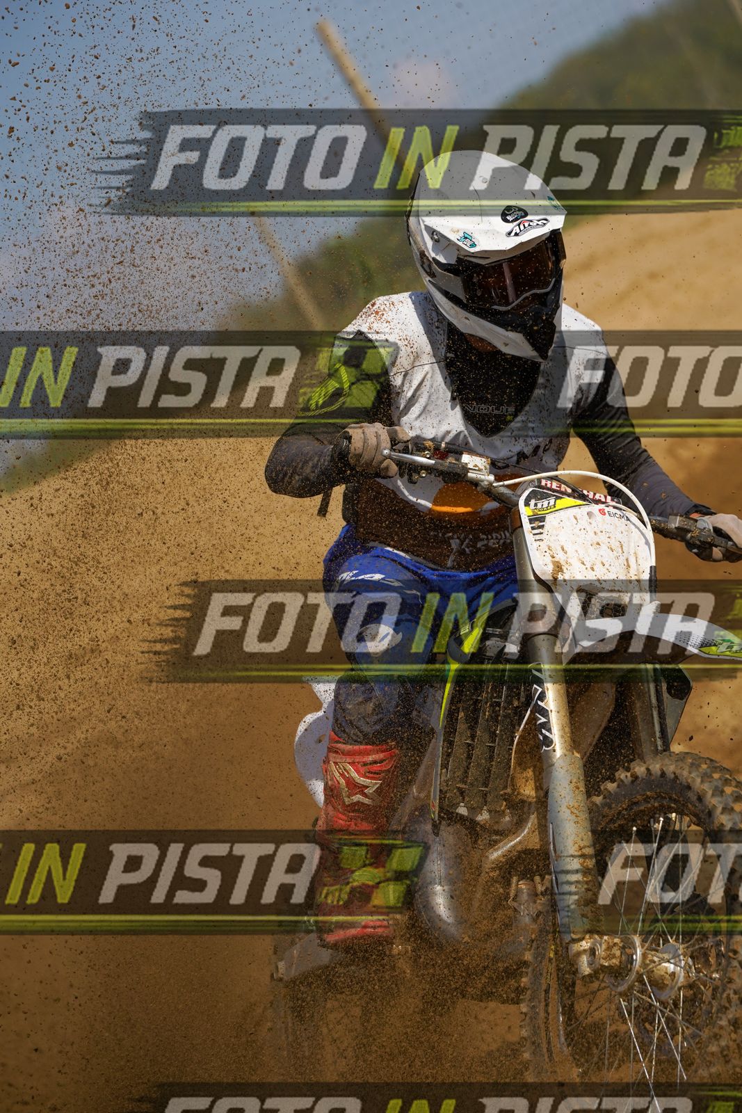 EICMA 19-09 14:00-15:00 · DOS09437