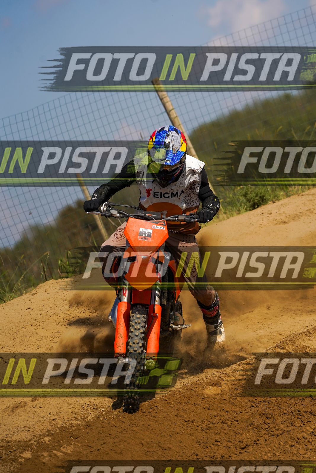 EICMA 19-09 14:00-15:00 · DOS09474