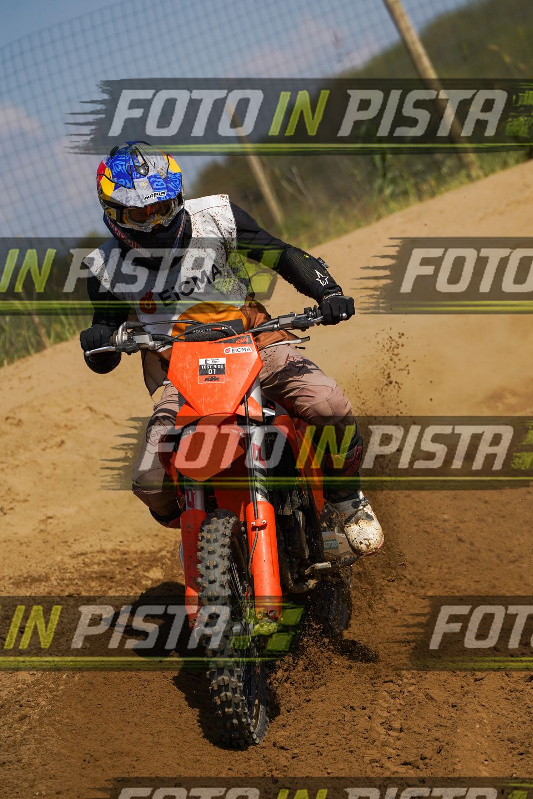 EICMA 19-09 14:00-15:00 · DOS09475