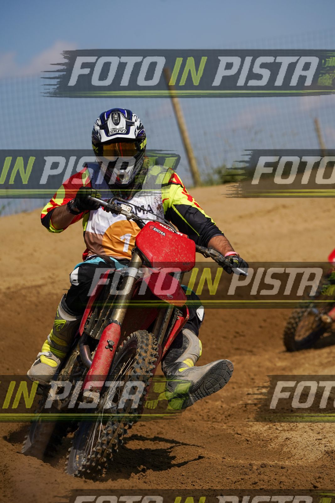 EICMA 19-09 14:00-15:00 · DOS09574