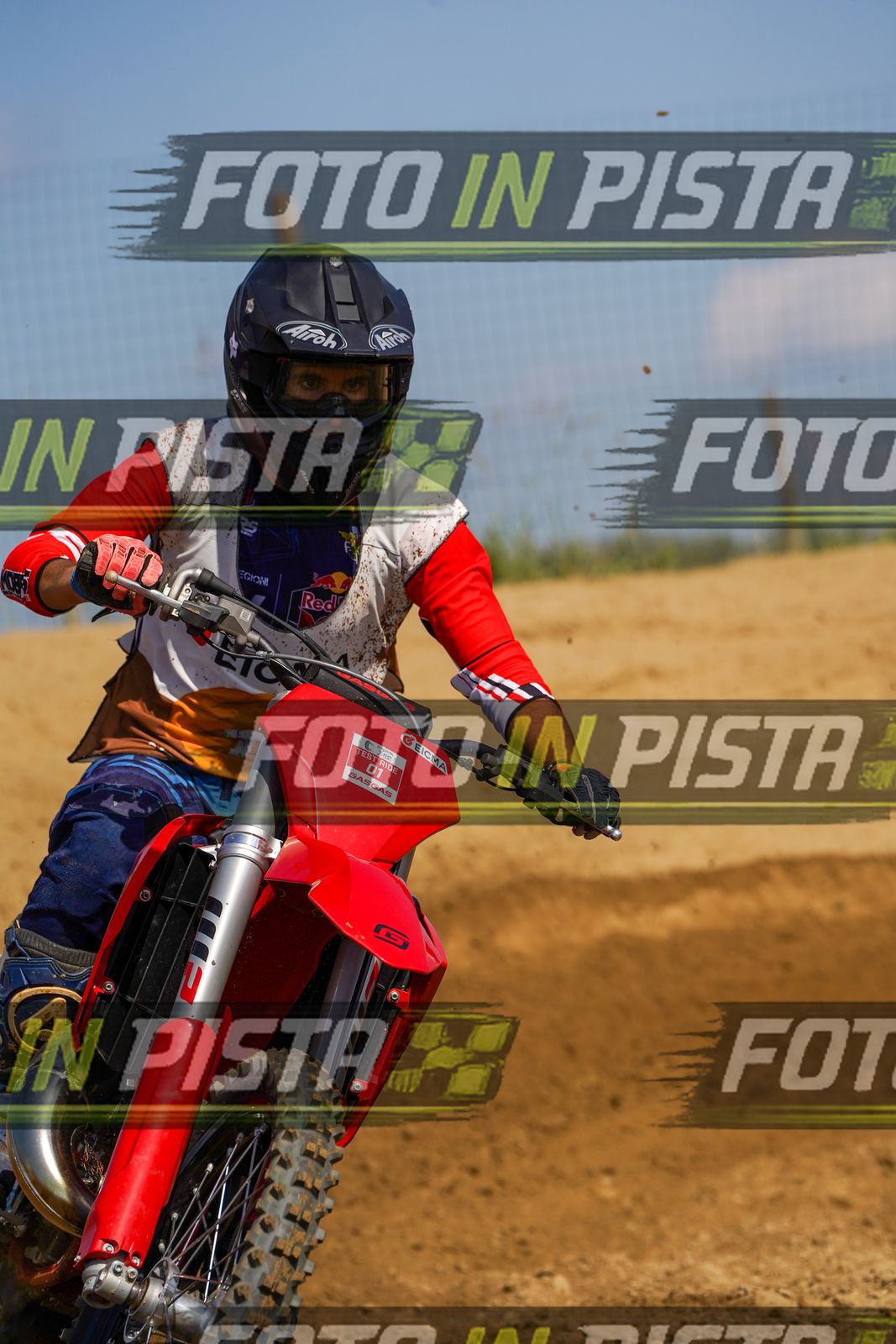 EICMA 19-09 14:00-15:00 · DOS09597