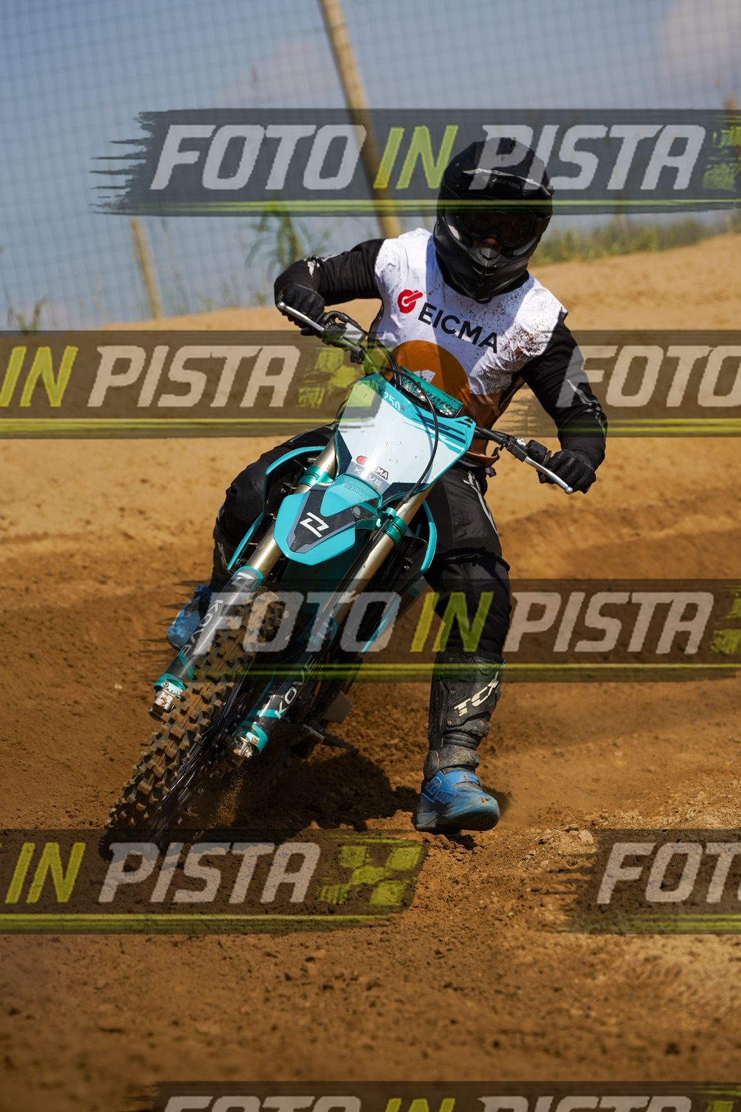 EICMA 19-09 14:00-15:00 · DOS09639