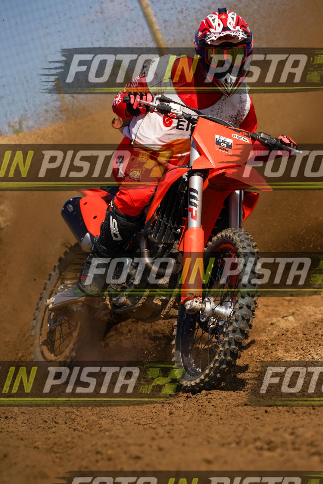EICMA 19-09 14:00-15:00 · DOS09646