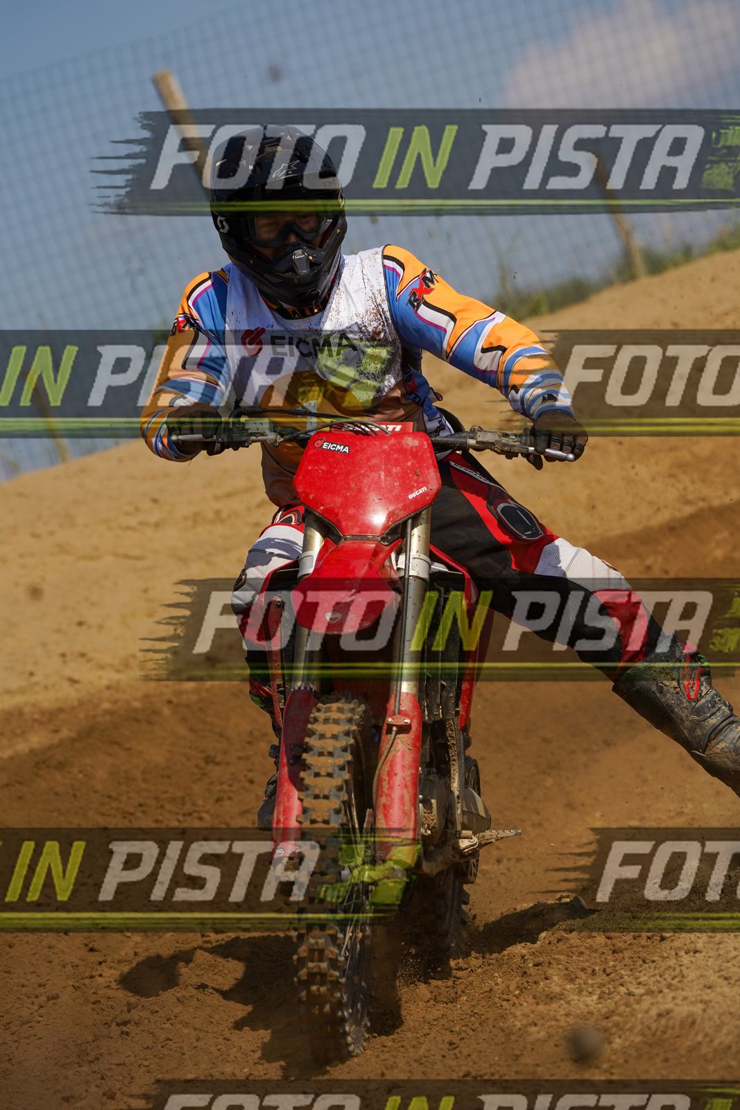 EICMA 19-09 14:00-15:00 · DOS09652