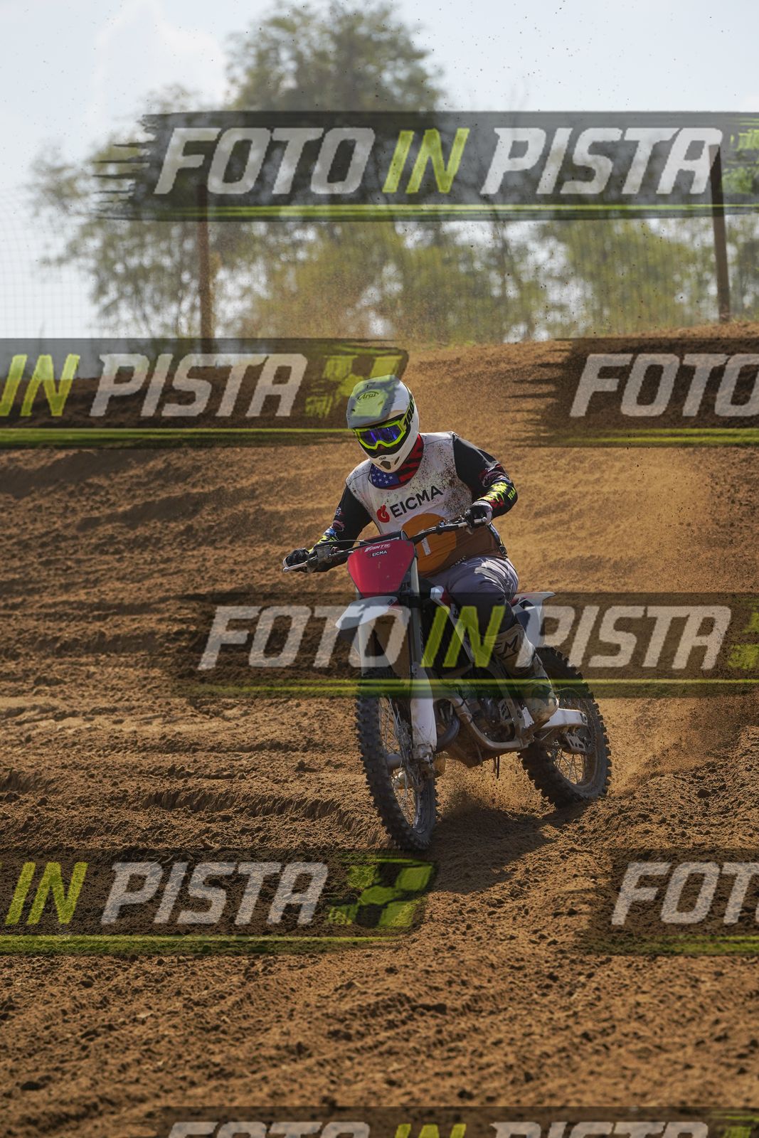 EICMA 19-09 14:00-15:00 · DOS09684