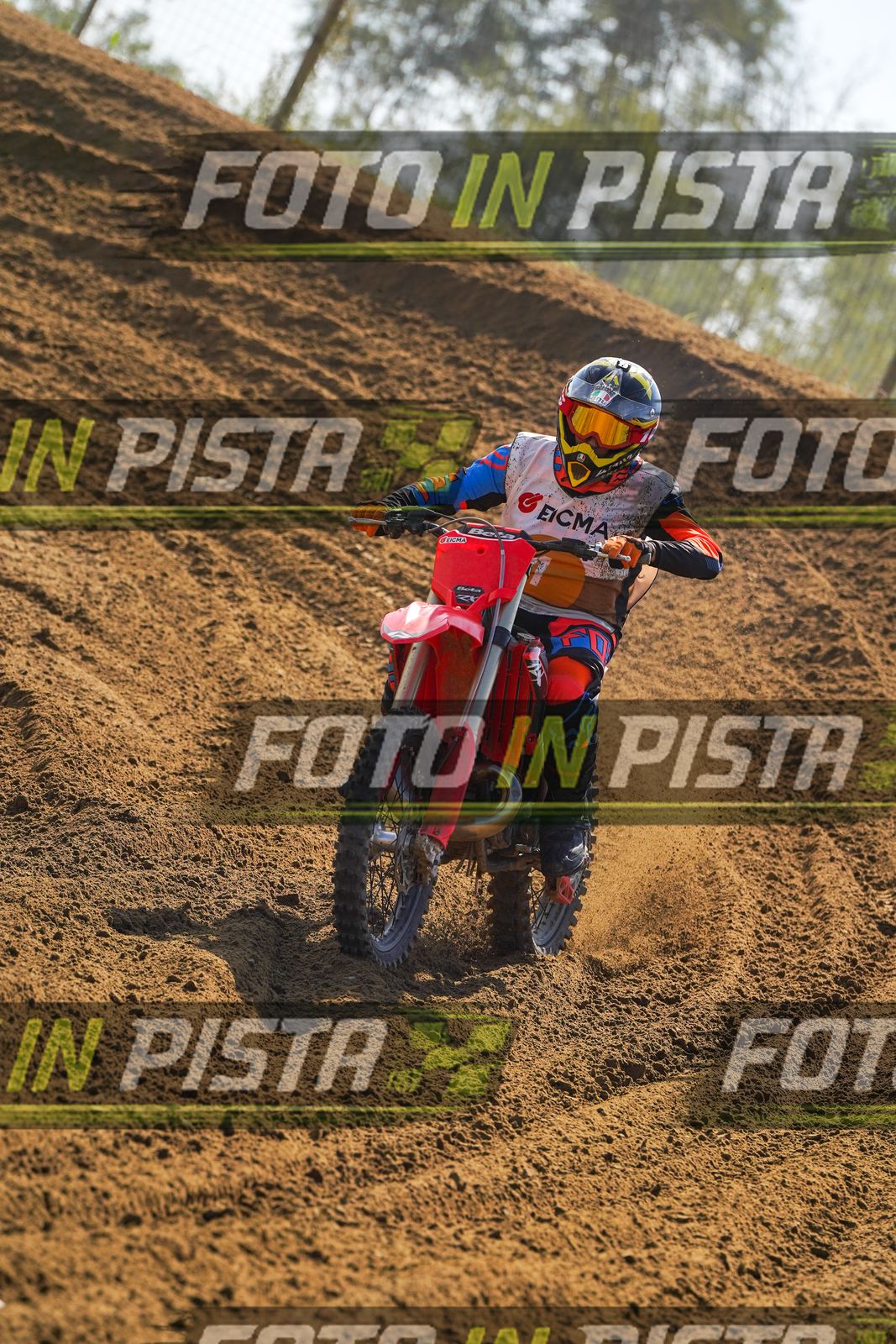 EICMA 19-09 14:00-15:00 · DOS09696