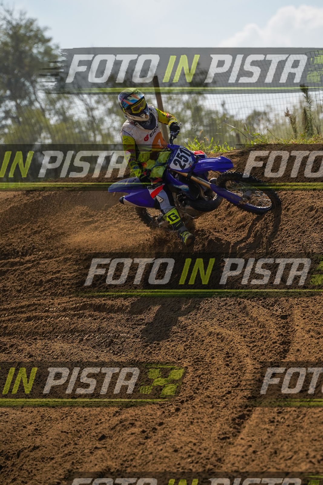 EICMA 19-09 14:00-15:00 · DOS09698