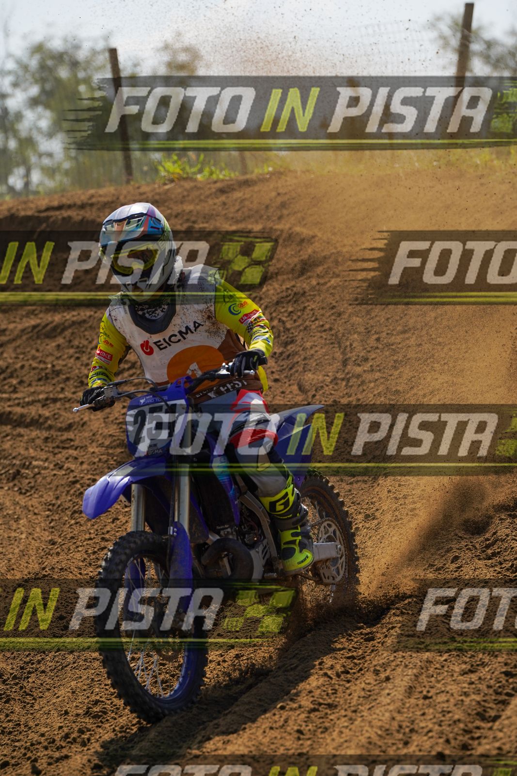 EICMA 19-09 14:00-15:00 · DOS09704