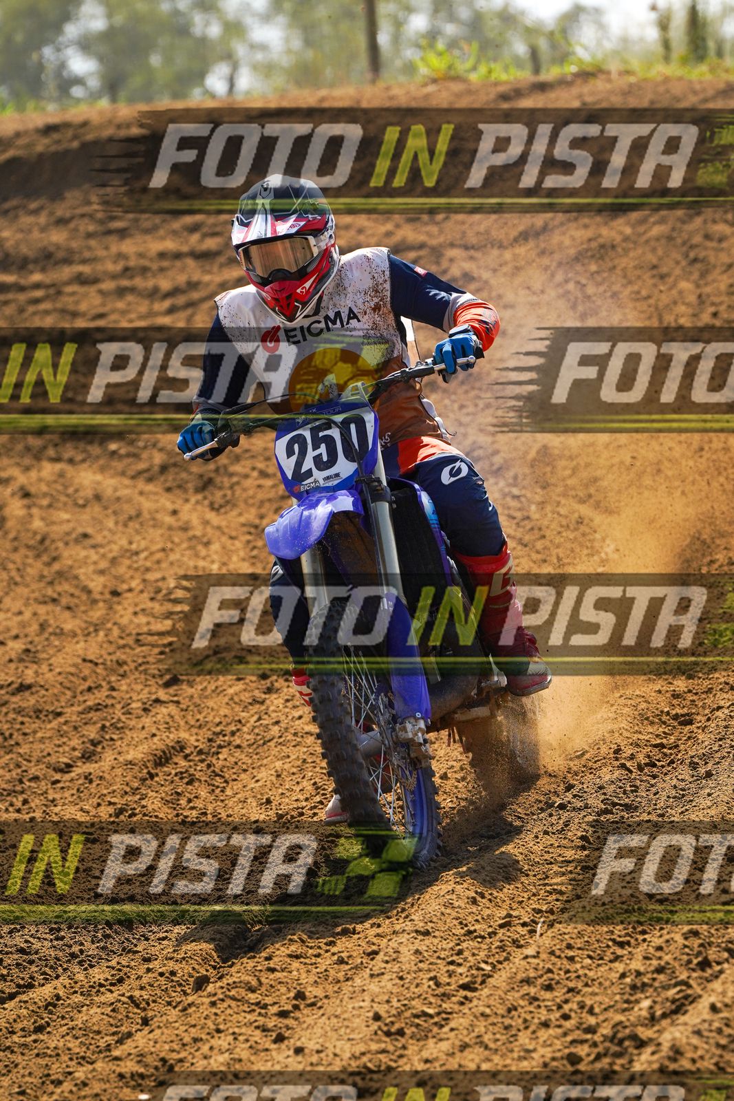 EICMA 19-09 14:00-15:00 · DOS09714