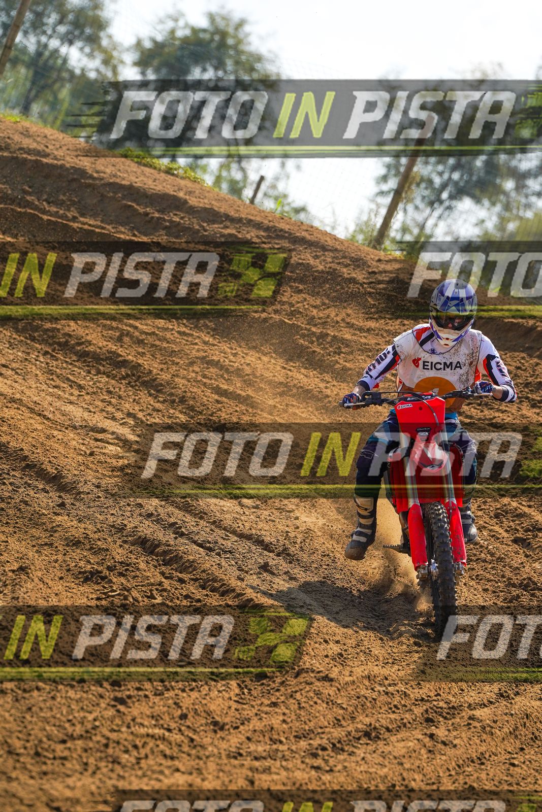 EICMA 19-09 14:00-15:00 · DOS09733