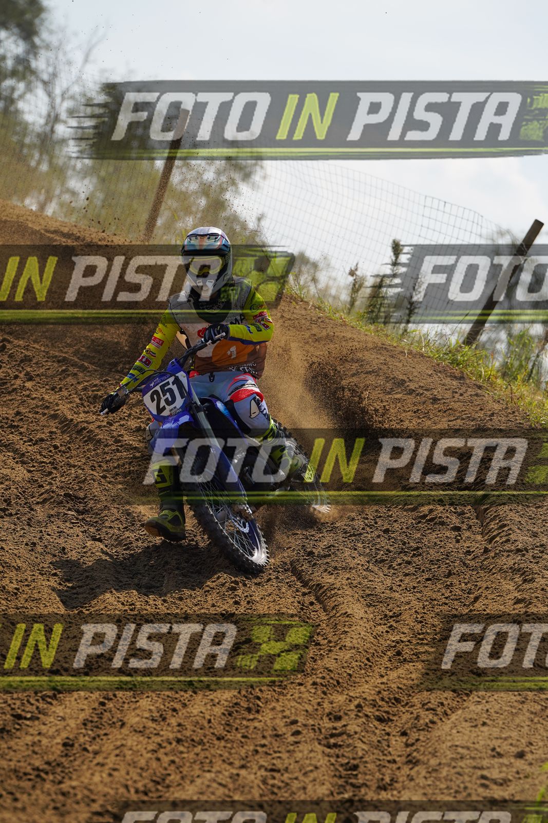 EICMA 19-09 14:00-15:00 · DOS09744
