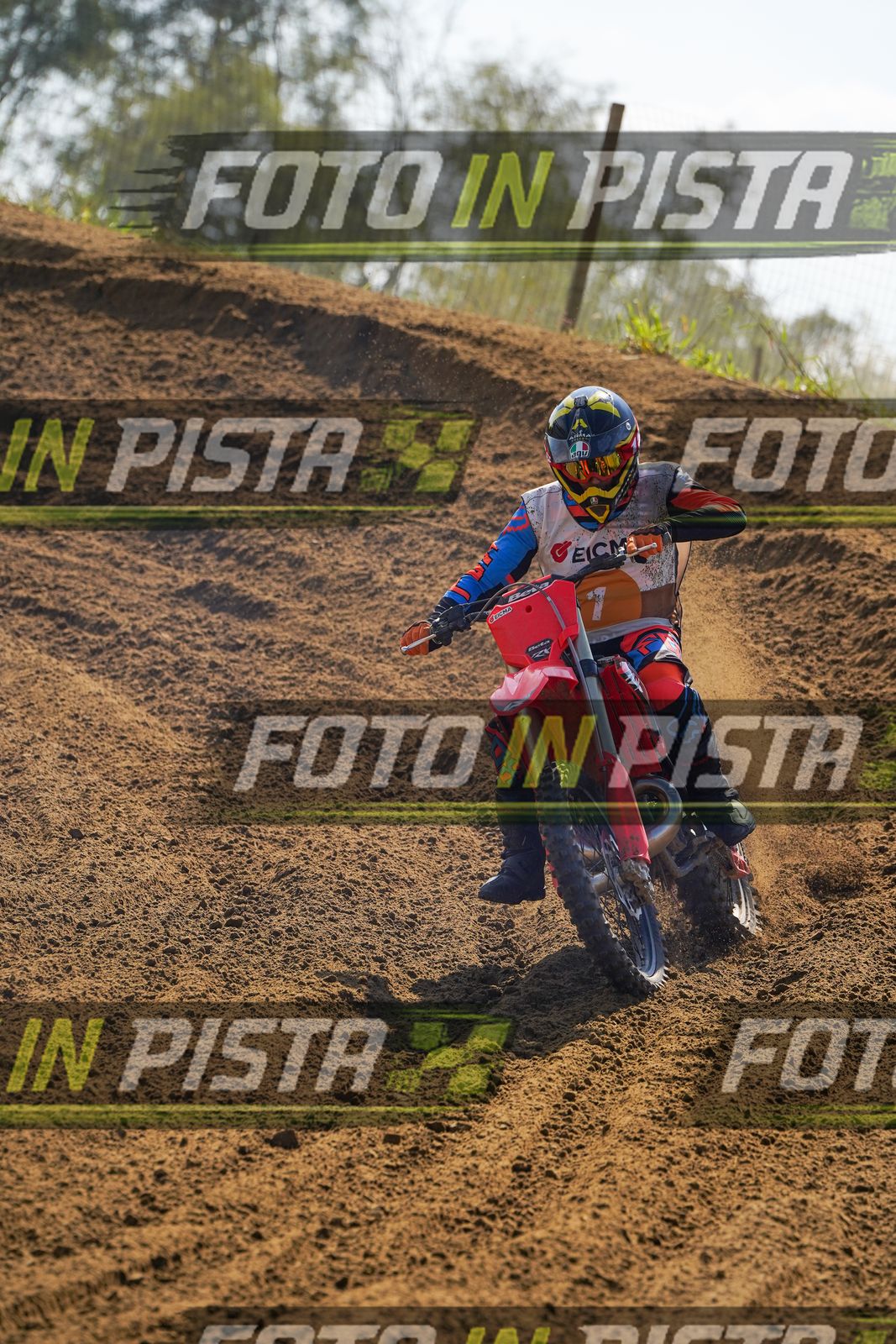 EICMA 19-09 14:00-15:00 · DOS09754