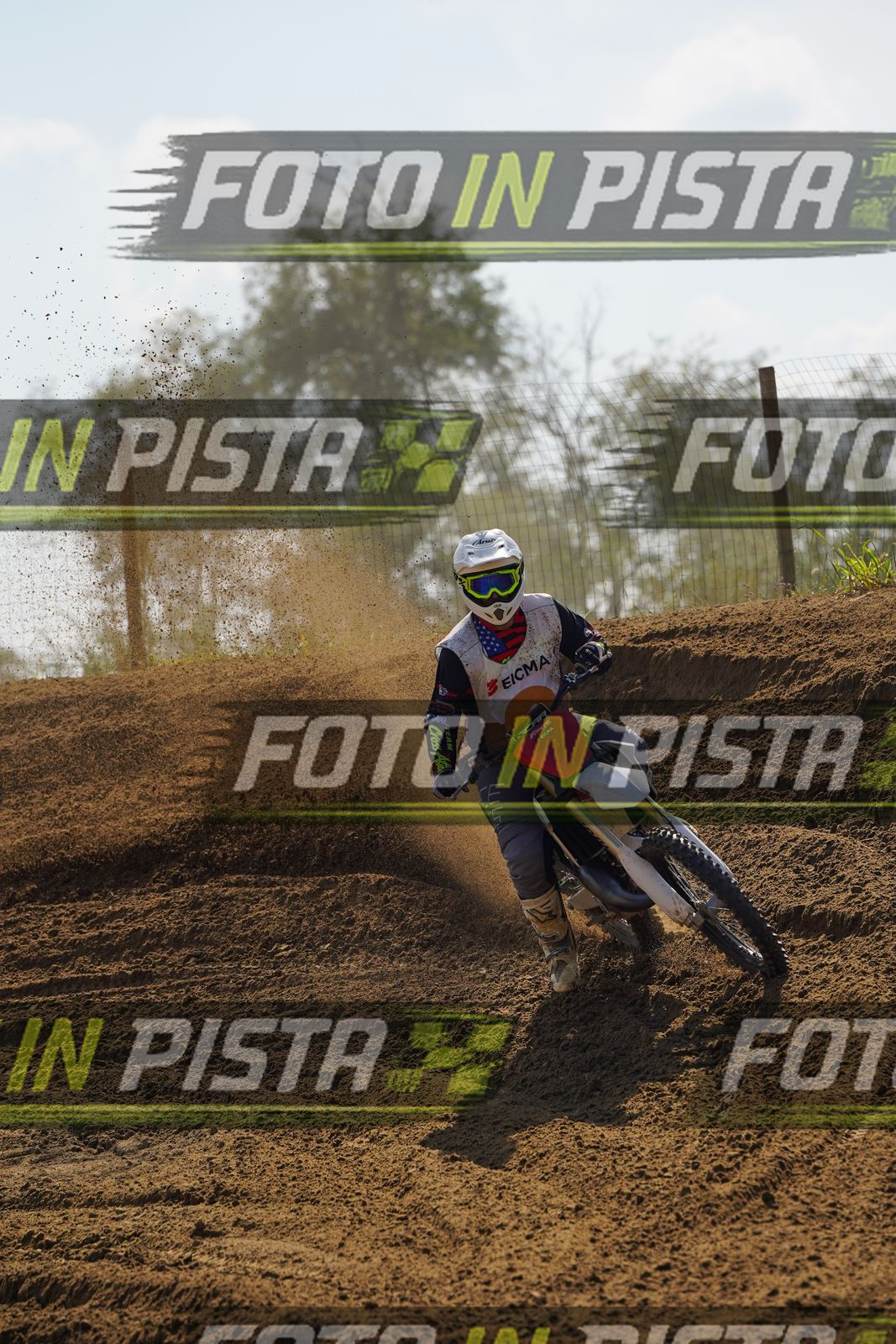 EICMA 19-09 14:00-15:00 · DOS09784