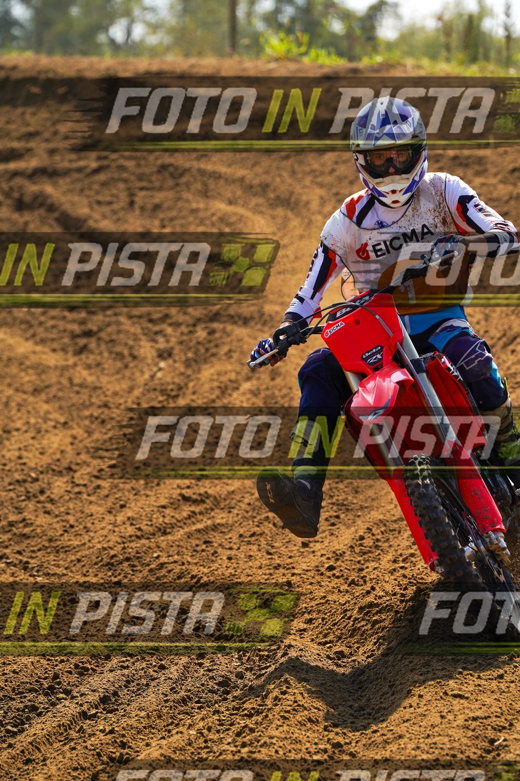 EICMA 19-09 14:00-15:00 · DOS09793