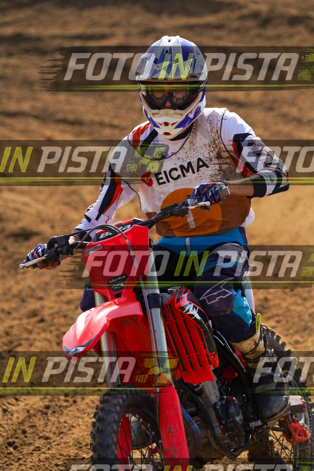 EICMA 19-09 14:00-15:00 · DOS09796